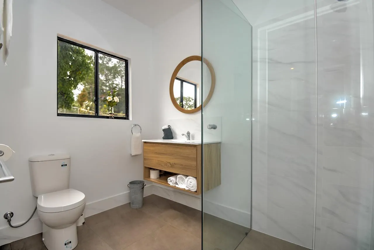 Eumundi Cottages - Cottage 2 Bed & Breakfast